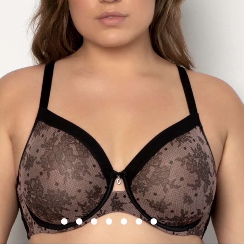 New Curvy Couture Bra